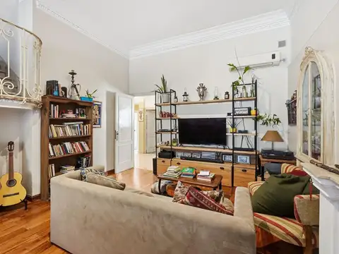 Depto Tipo Casa 5 ambientes con 2 baños