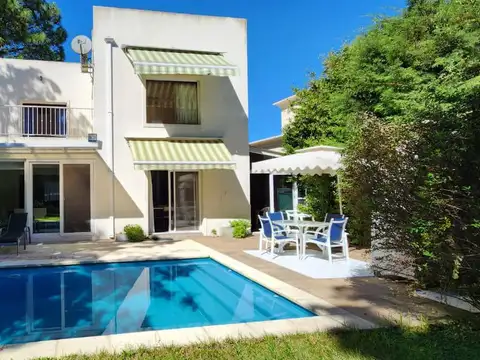 BOATCENTER EXCELENTE CASA CON AMARRA CERCA DE NORDELTA