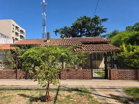 Vende casa en Moreno ideal inversores y multiples destinos
