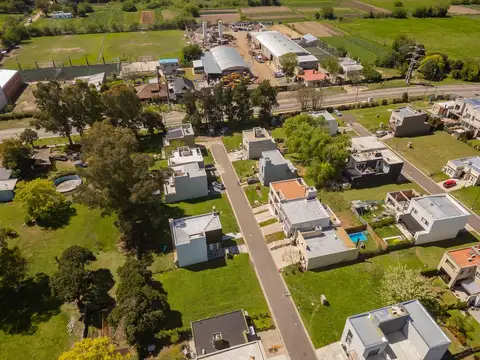 OPORTUNIDAD LOTE EN VENTA EN BARRIO CERRADO FEDERICO PRIMERO - SOURIGUES, BERAZATEGUI ACEPTA PERMUTA