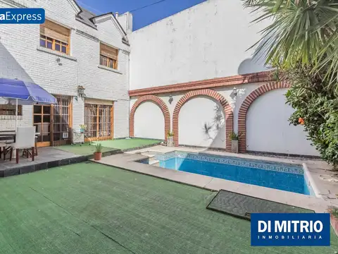 La casa de tus sueños: Jardin, Pileta y todo lo que necesitas! Visitalo Express HOY mismo!