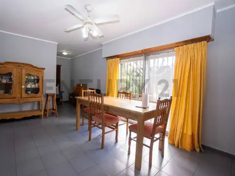 Casa en Venta en Villa Elisa, USD 173.000