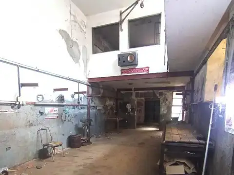 Galpon en Venta 20  mts Fondo