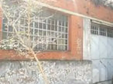 Galpon en Venta en Boedo, USD 180.000