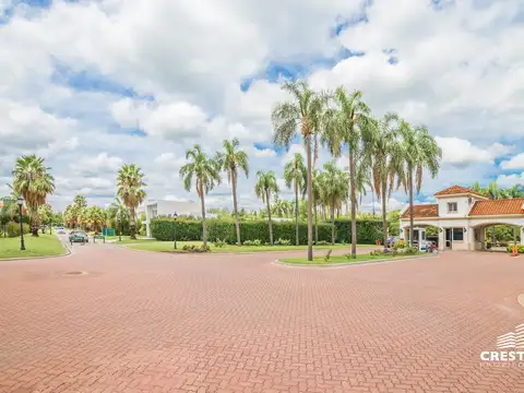 Venta / permuta | Casa 4 dormitorios en barrio privado | Funes Hills Miraflores