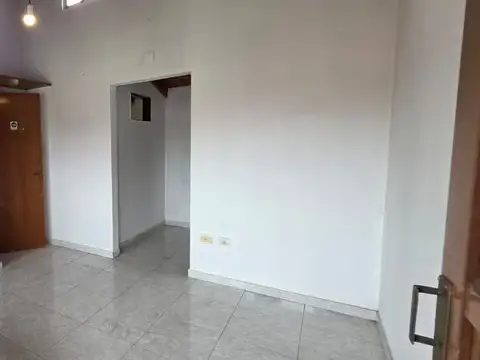 Depto Tipo Casa en Venta 13 años