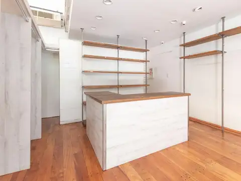 Local en Alquiler 50 años