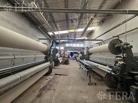 Alquiler galpón de 500 m2 en Wilde