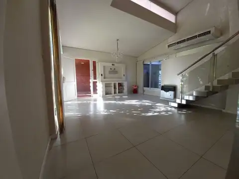 Casa en Venta en Santa Fe, USD 290.000