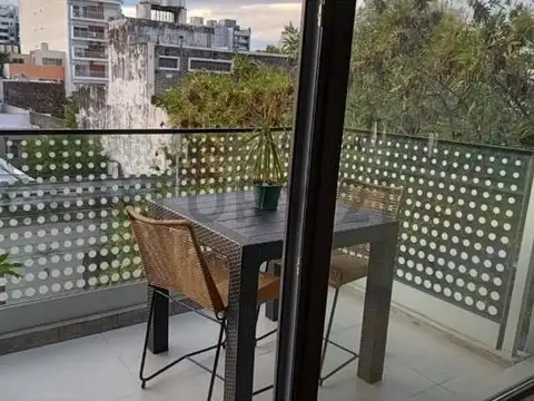 Julian Alvarez y Honduras , Piso 3