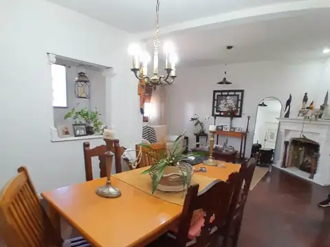 Diaz Velez 900