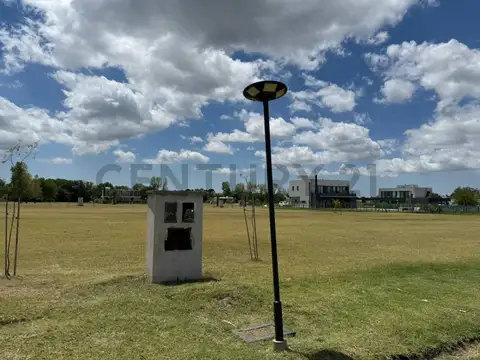 Terreno en Venta 40  mts Fondo