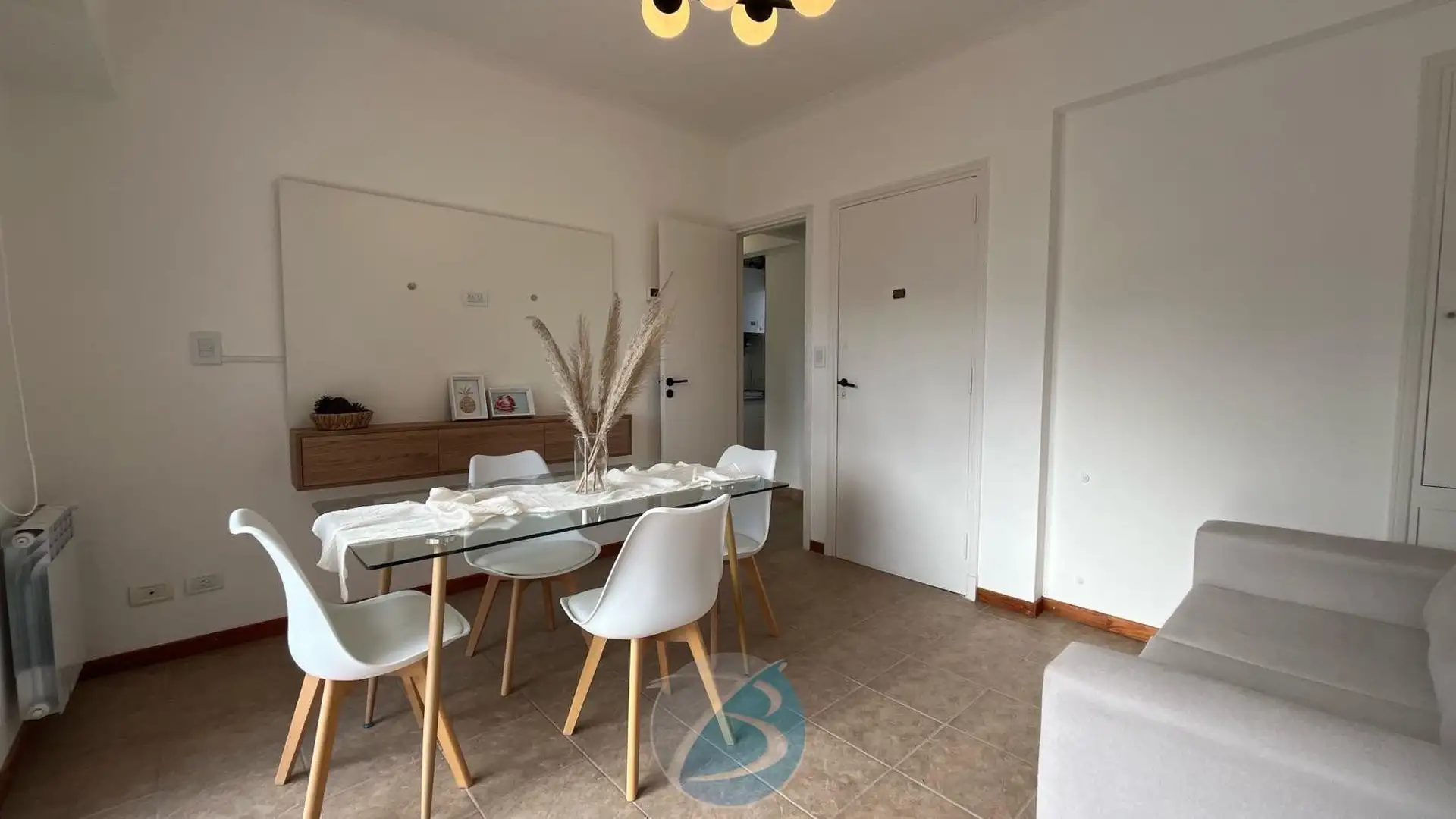 Depto 3 amb, 56m² con balcón terraza — Centro
