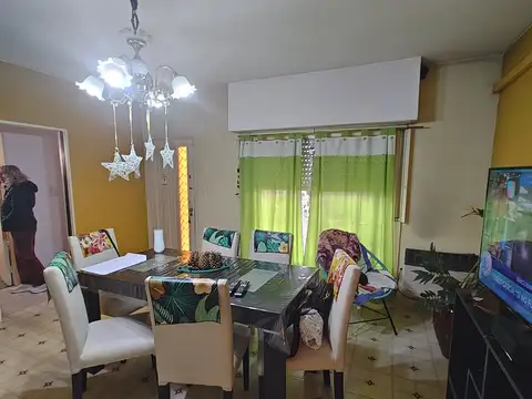 Casa 3 ambientes con 1 baño