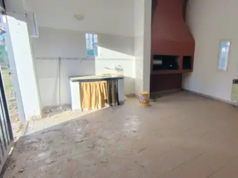 VENTA TERRENO JUANA KOSLAY CON CANCHA DE PADEL Y QUINCHO SAN LUIS
