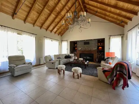 Casa en Venta de 4 dormitorios