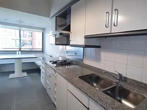 Departamento 5 ambientes con 2 baños