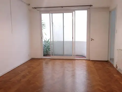 Venta Departamento 4 Ambientes Barrio Norte con Dependencia