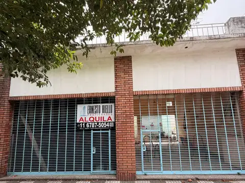 ALQUILER LOCAL COMERCIAL A 60MTS DE AV. ANDRES BARANDA, QUILMES OESTE. 