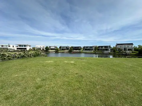 Avenida Del Golf 3400