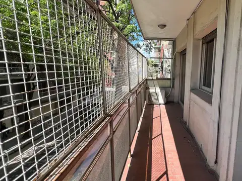 Departamento 4 ambientes y cochera en venta Boedo