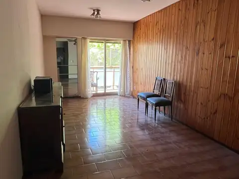 Muniz 1000, Piso 2