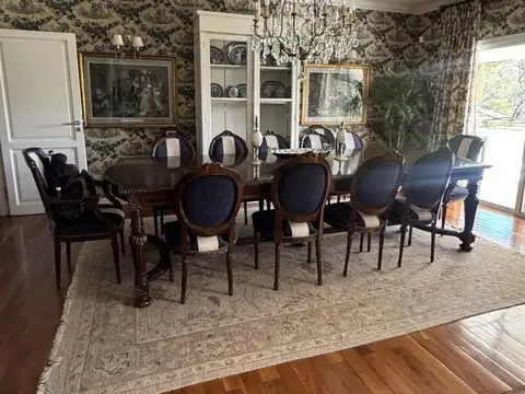 Casa 7 ambientes con 4 baños