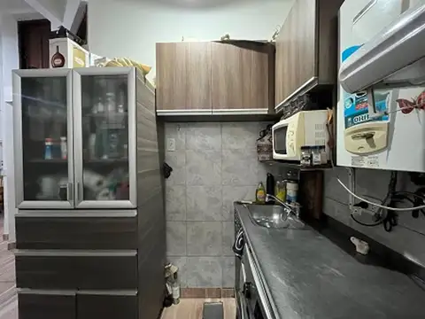 Depto Tipo Casa 2 ambientes con 1 baño