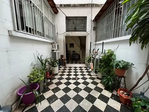 VENTA PH 2 AMBIENTES CABALLITO APTO CREDITO