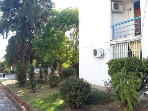 Avenida Duarte Quirós 4200