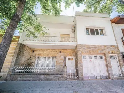 Casa | Chalet | 5 Ambientes | Fondo Libre | Villa Luro