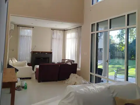 Casa Al Golf 4 Dormitorios, reciclada excelente Oportunidad  