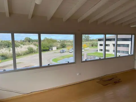 Oficina en Alquiler  Rivera Park Tigre