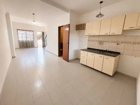Mariquita Sánchez de Thompson 700