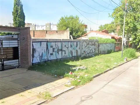 Terreno en venta en La Plata. Ideal constructoras