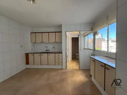Departamento en Alquiler de 4 dormitorios