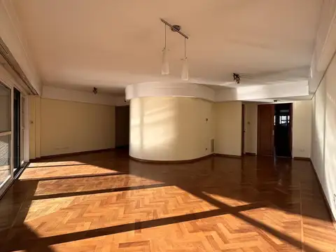 Departamento en Venta de 4 dormitorios
