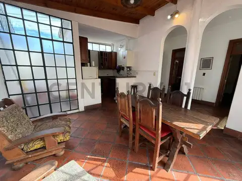 Casa en venta en Crucecita, Avellaneda.
