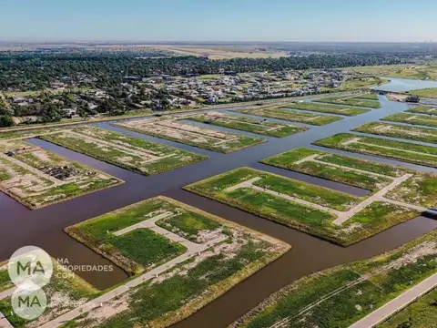 Terreno en venta en Funes Lake / Lote 51 Isla C