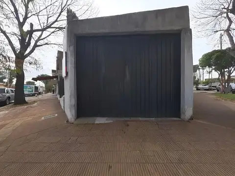 CASA EN SAN MARTIN CON GALPÓN