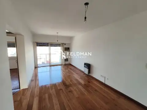 Departamento en Alquiler en Morón, $ 700.000