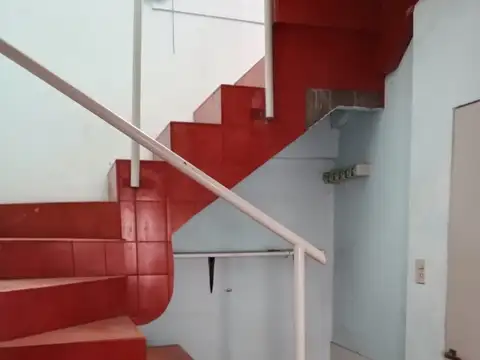Depto Tipo Casa en Alquiler de 3 ambientes