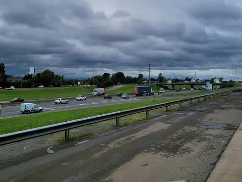 Local Northside Pilar -  Panamericana km 52,5