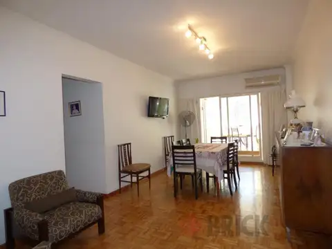 CURAPALIGUE Y AV. JUAN B. ALBERDI - T/AL CFTE T/A NUEVO GRAN BCON TZA C/CERR TODO SOL T/EXT