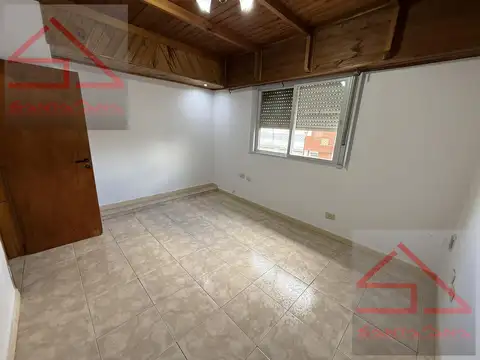 Depto Tipo Casa en Venta 35 años
