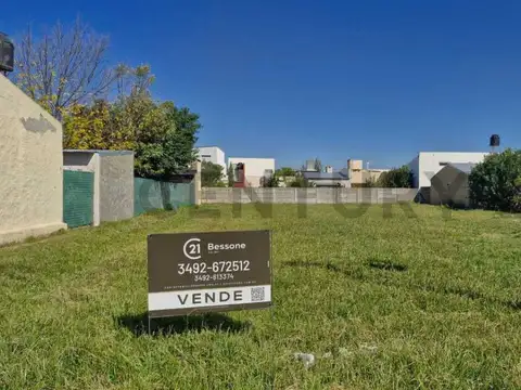 J. J. Paso 2400, Piso 0