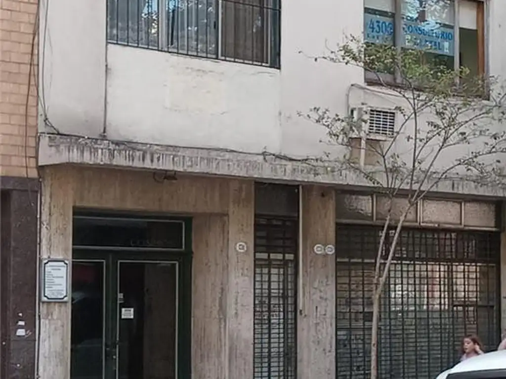 CALVO CARLOS 1700, Piso 1