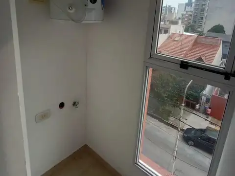 Cavassa 2800, Piso 3