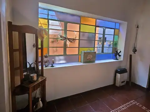 Casa 6 ambientes con 3 baños