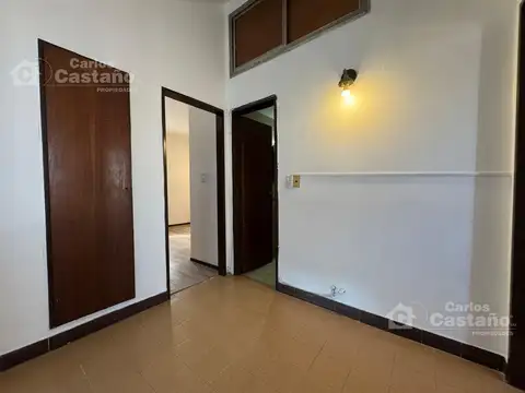 Exc Casa en PH al C/Frente, 3 Amb con Jardín y patio.